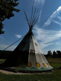 &Uuml;bernachten im Tipi